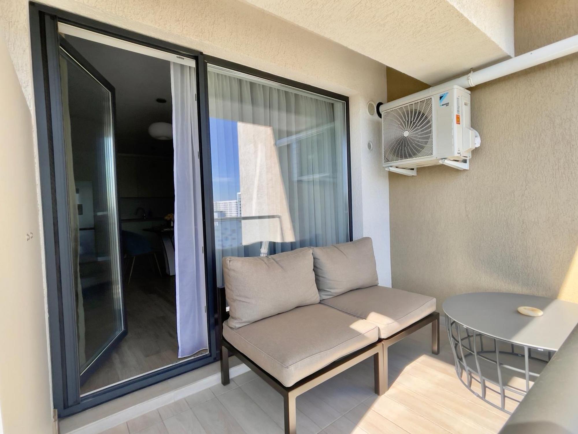 Piazza Vista - Granvia Park Lägenhet Bukarest Exteriör bild